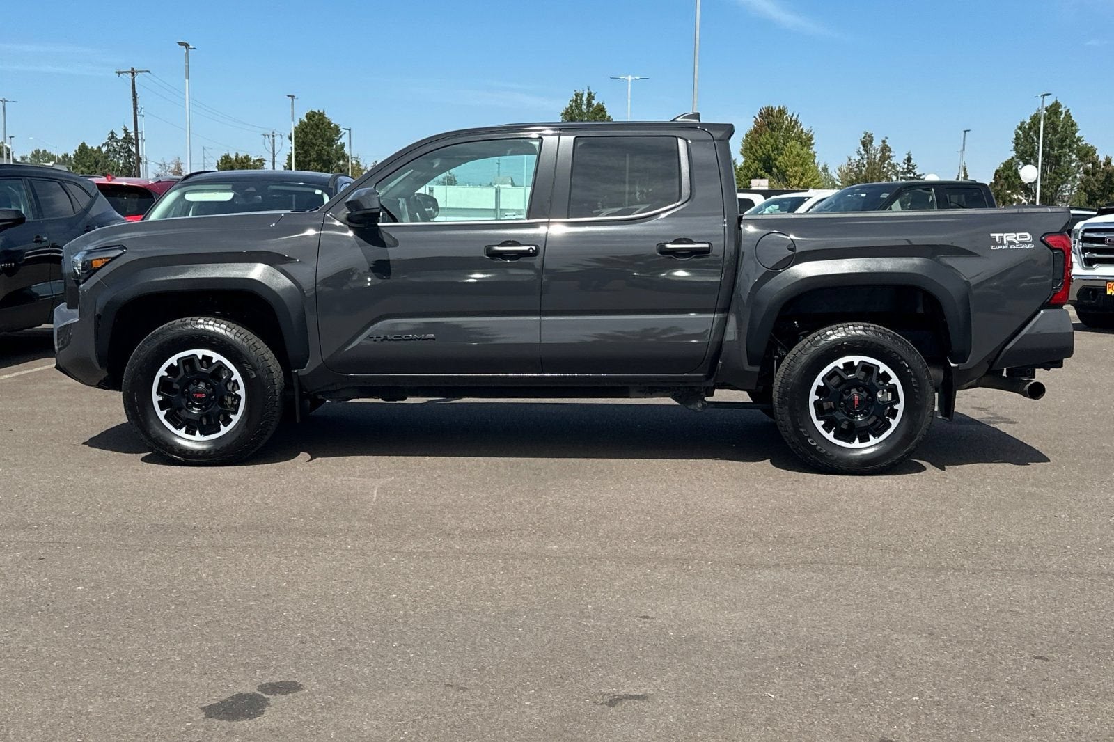 2024 Toyota Tacoma 4WD SR5