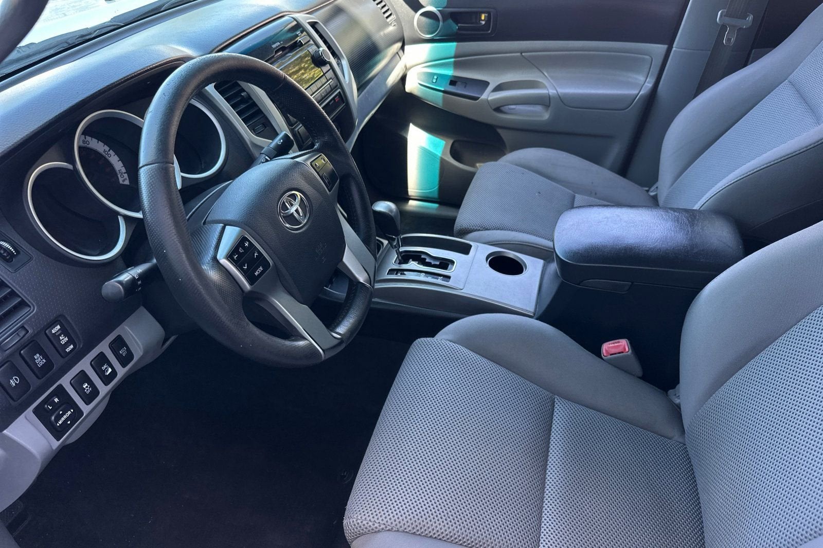 2012 Toyota Tacoma DBL CAB 4WD V6 AT
