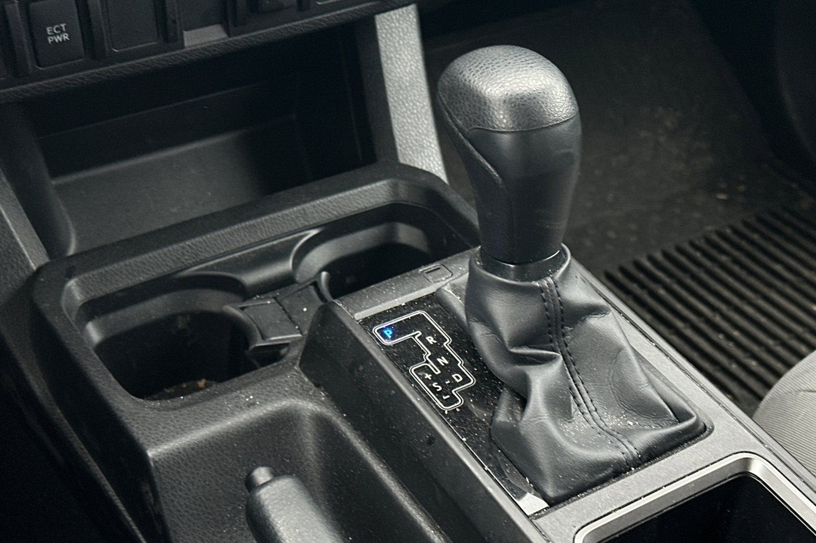 2022 Toyota Tacoma 2WD SR