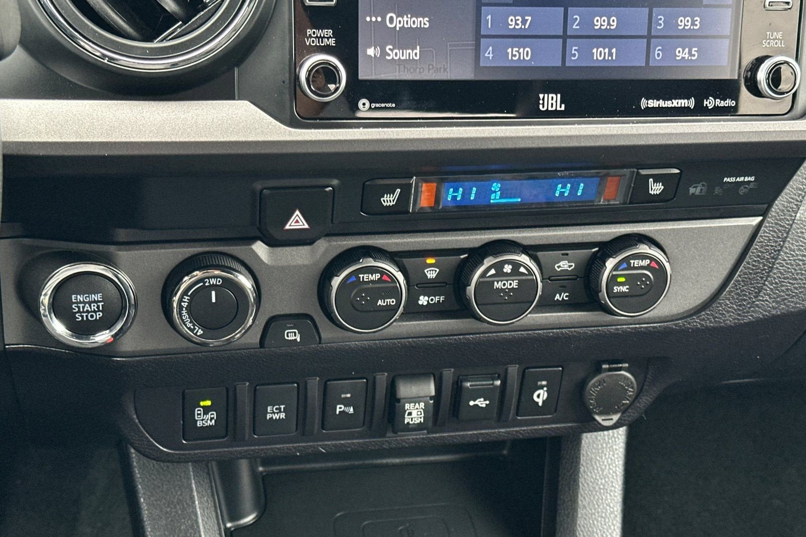 2022 Toyota Tacoma 4WD SR