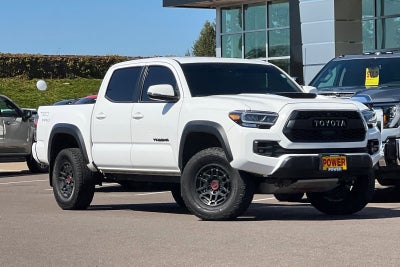 2022 Toyota Tacoma 4WD SR