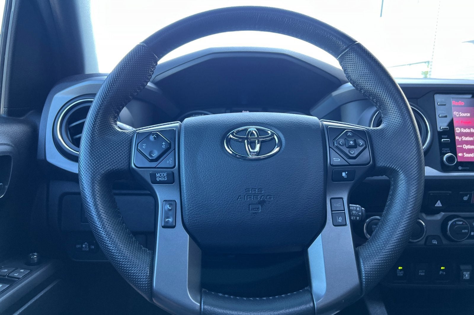 2022 Toyota Tacoma 4WD SR