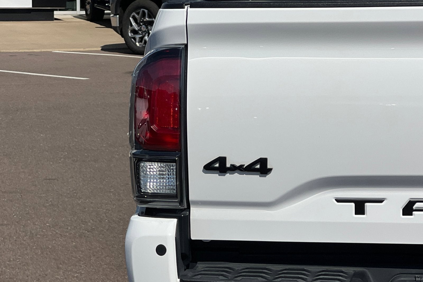 2022 Toyota Tacoma 4WD SR