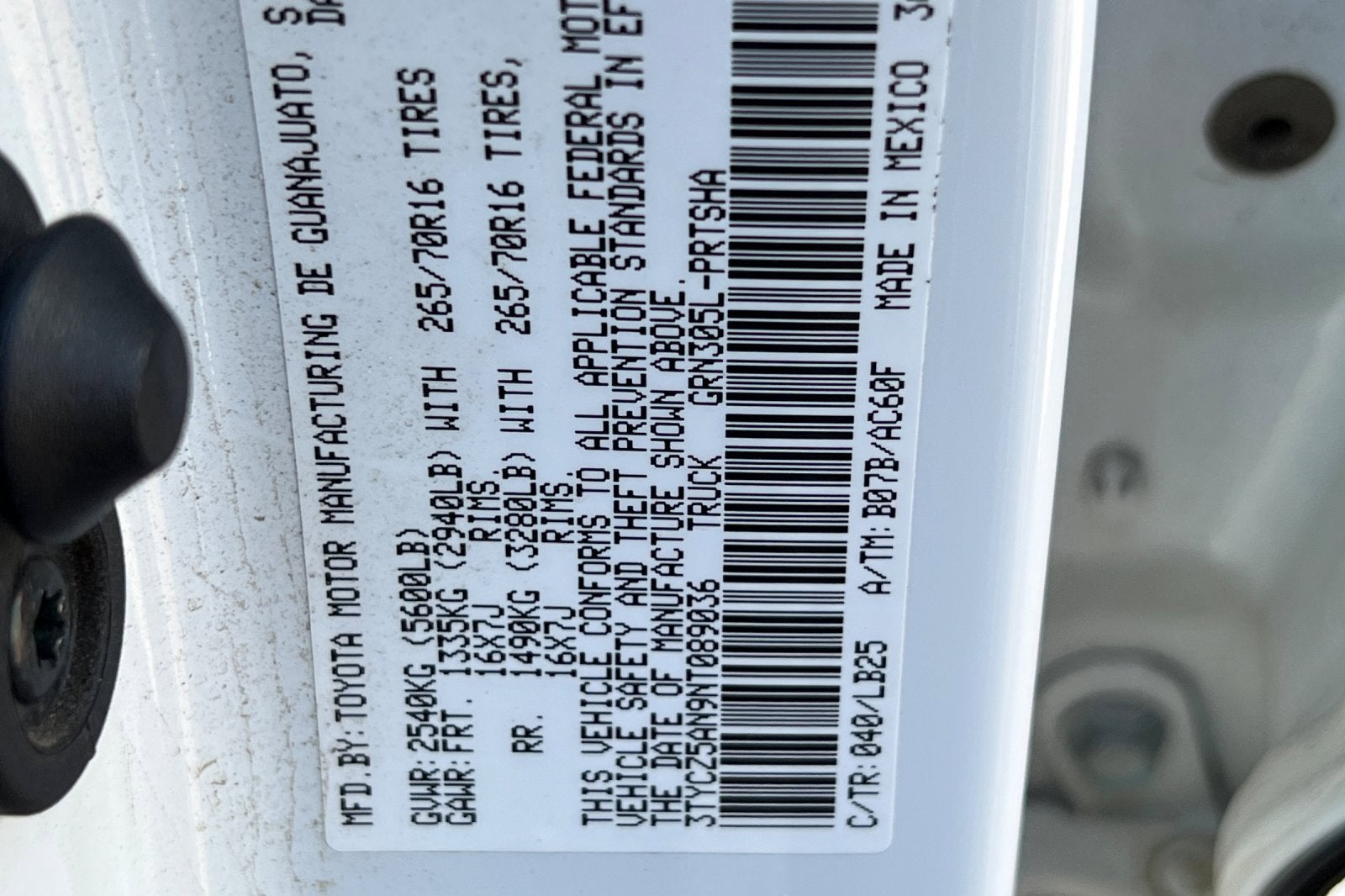 2022 Toyota Tacoma 4WD SR