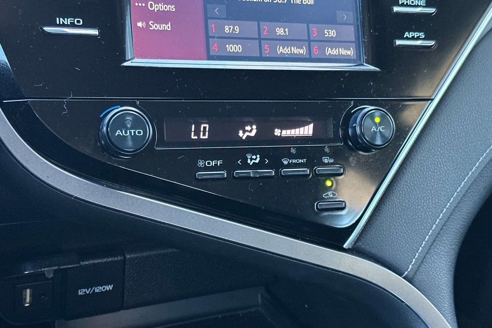 2018 Toyota Camry LE