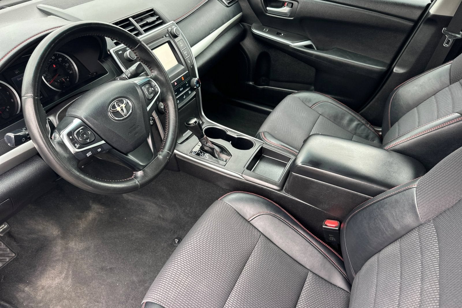 2016 Toyota Camry XLE