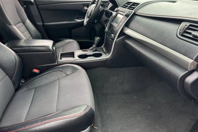 2016 Toyota Camry XLE
