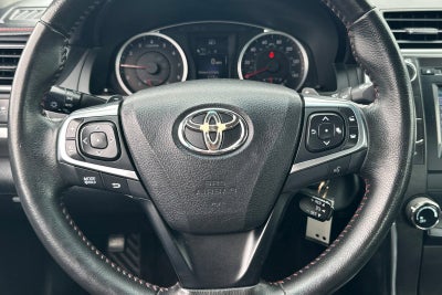 2016 Toyota Camry XLE