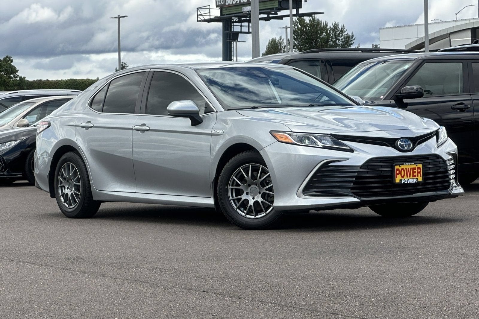 2021 Toyota Camry Hybrid LE