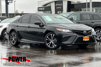 2020 Toyota Camry SE