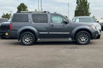 2011 Nissan Pathfinder LE