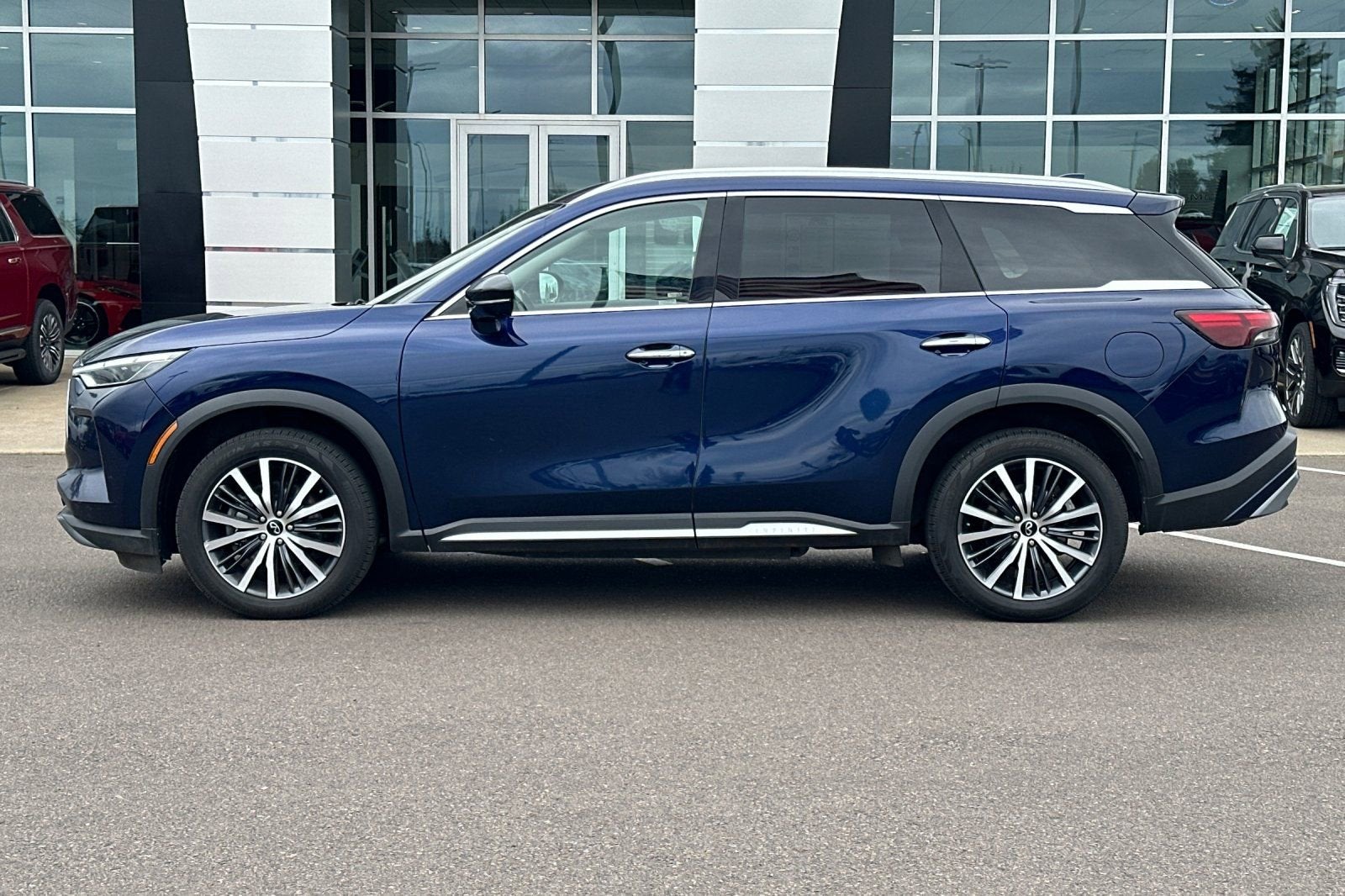 2023 INFINITI QX60 SENSORY