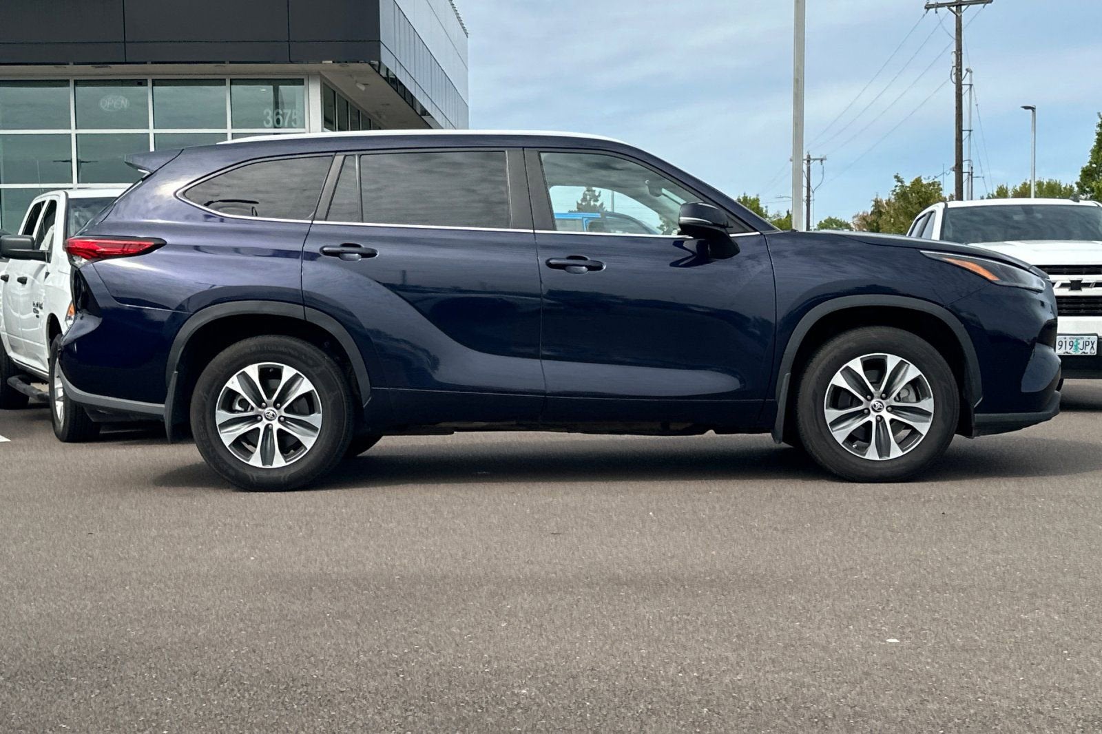 2023 Toyota Highlander L