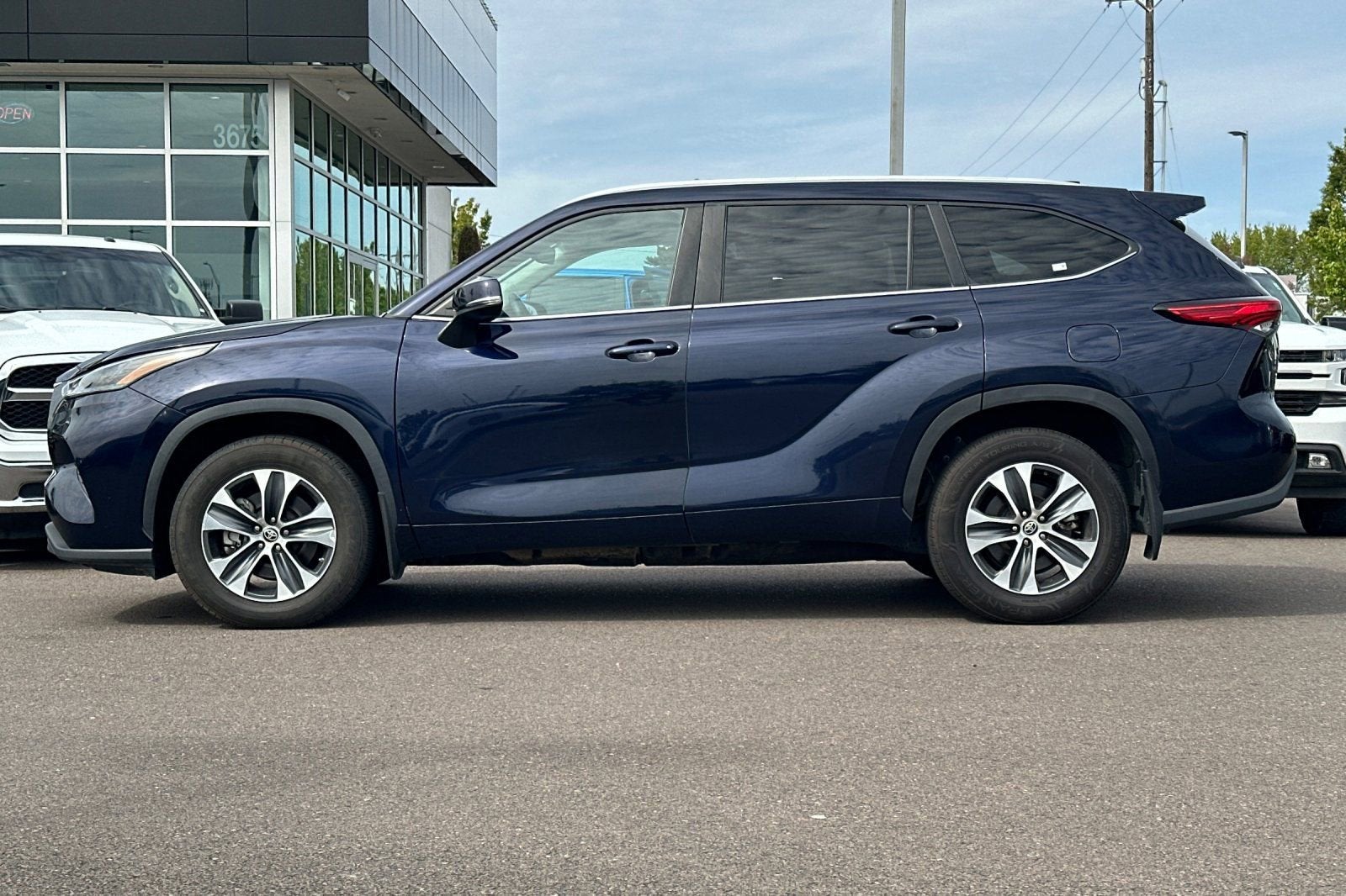 2023 Toyota Highlander L