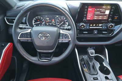 2022 Toyota Highlander XSE