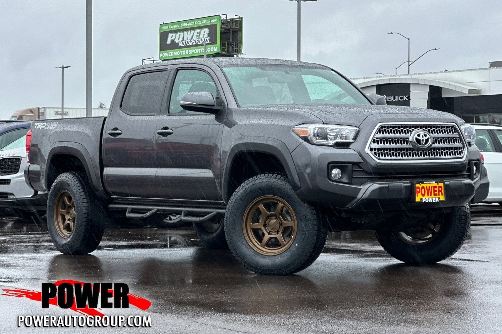 2017 Toyota Tacoma SR5