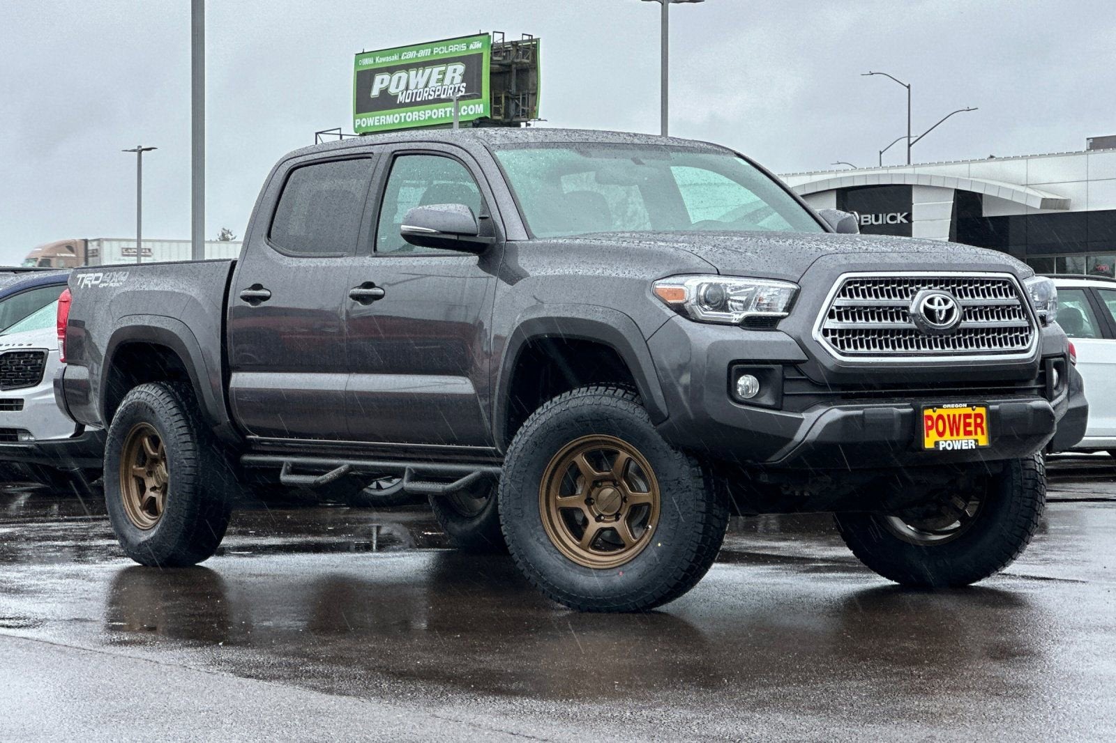 2017 Toyota Tacoma SR5