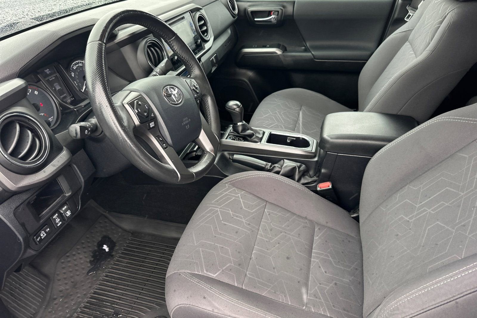 2017 Toyota Tacoma SR5
