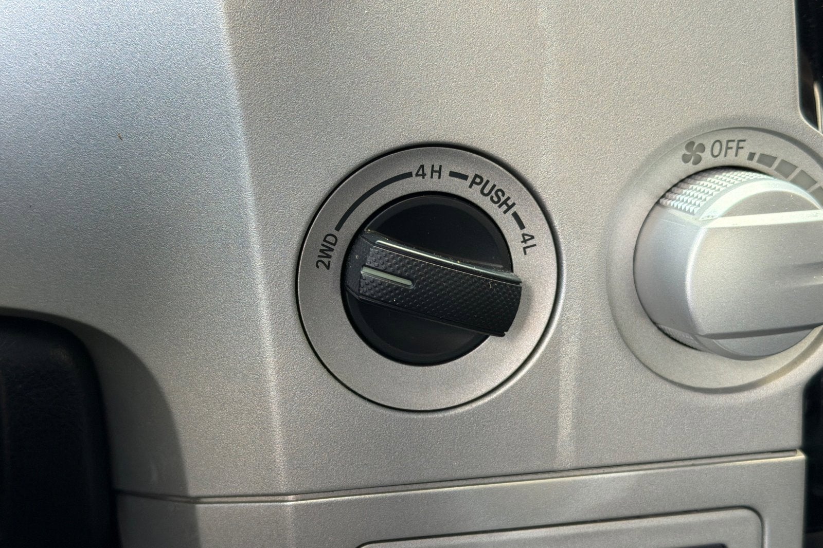 2008 Toyota Tundra 4WD Truck SR5