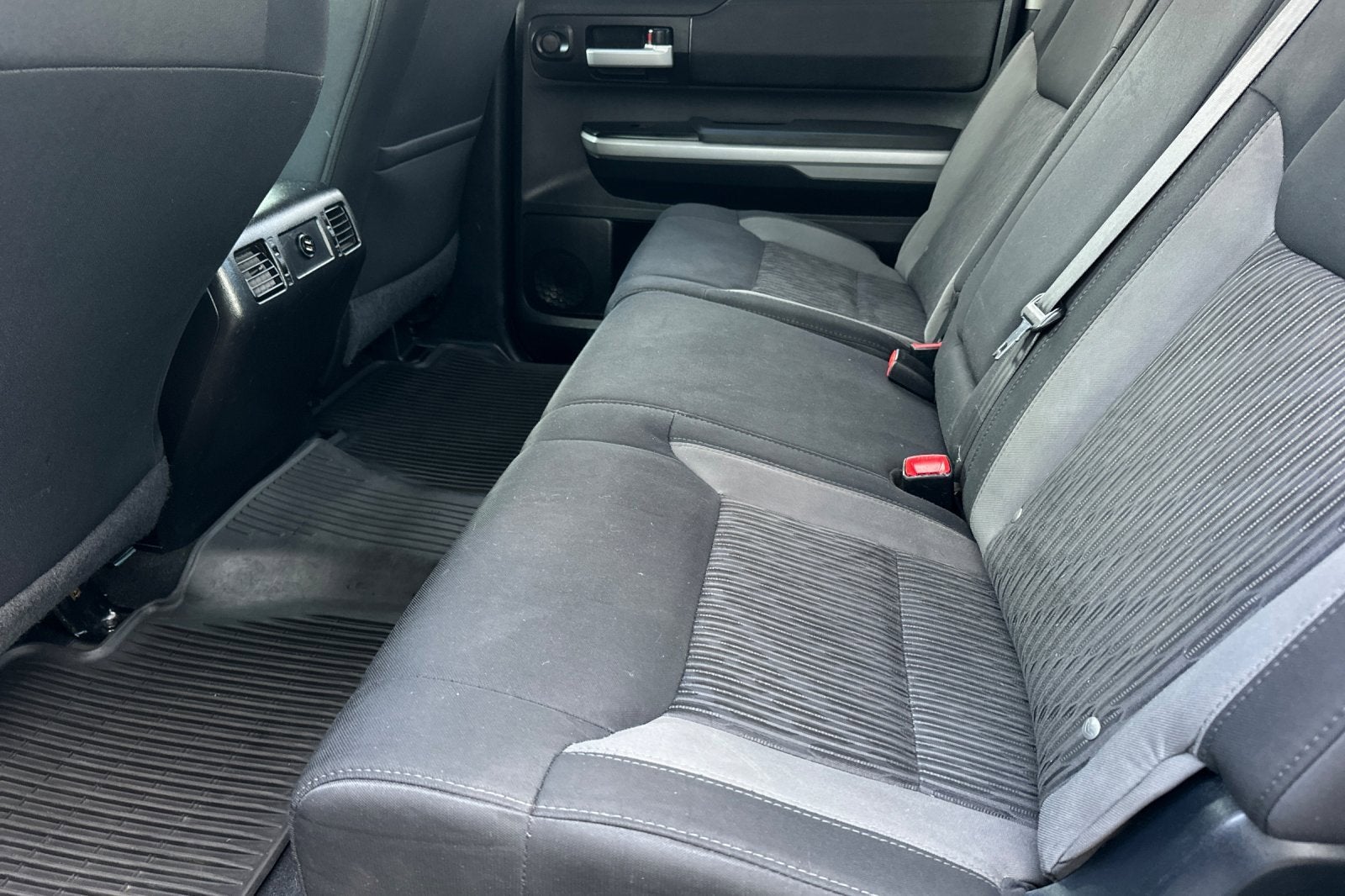 2014 Toyota Tundra 4WD Truck SR5