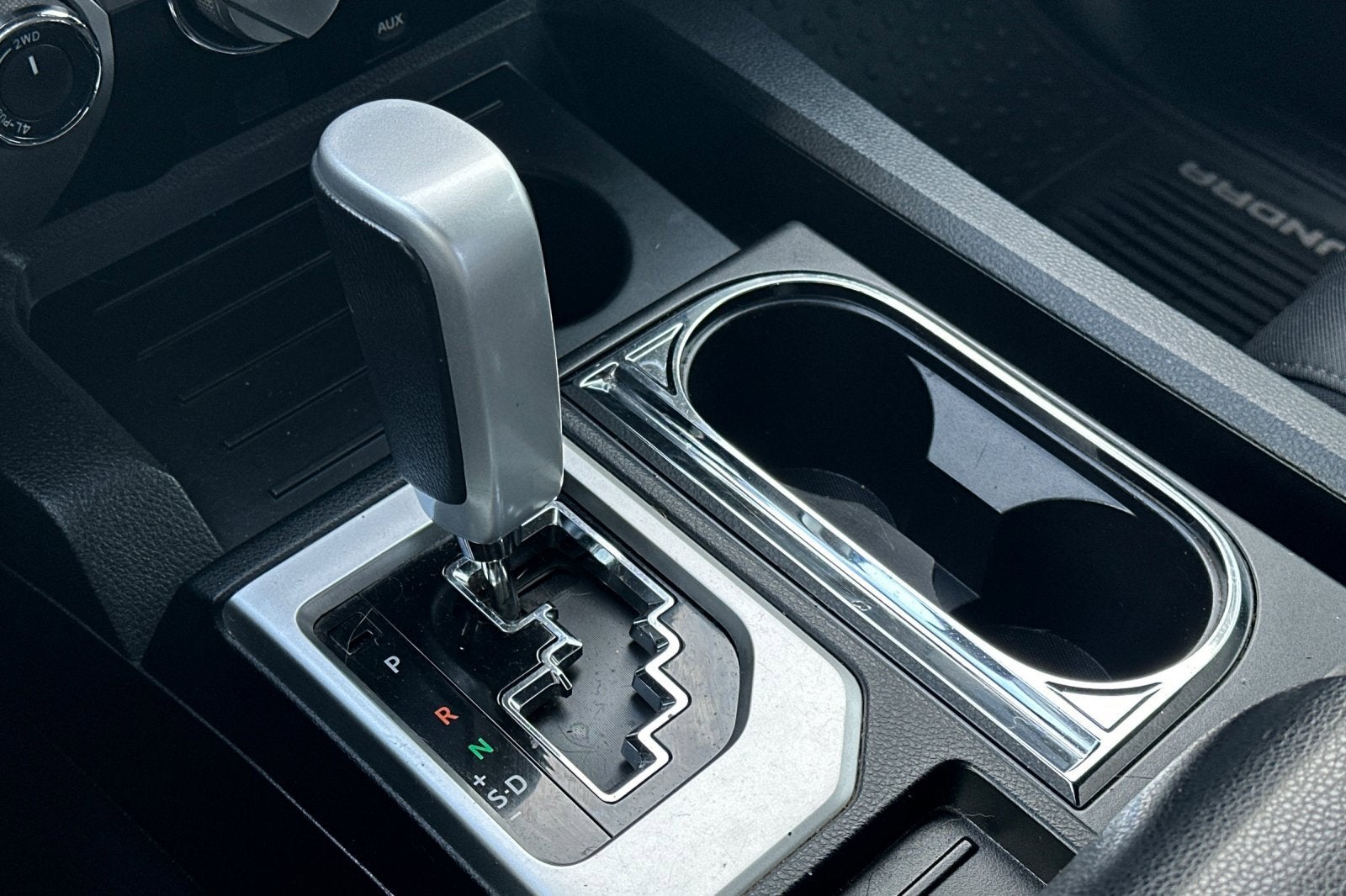 2014 Toyota Tundra 4WD Truck SR5