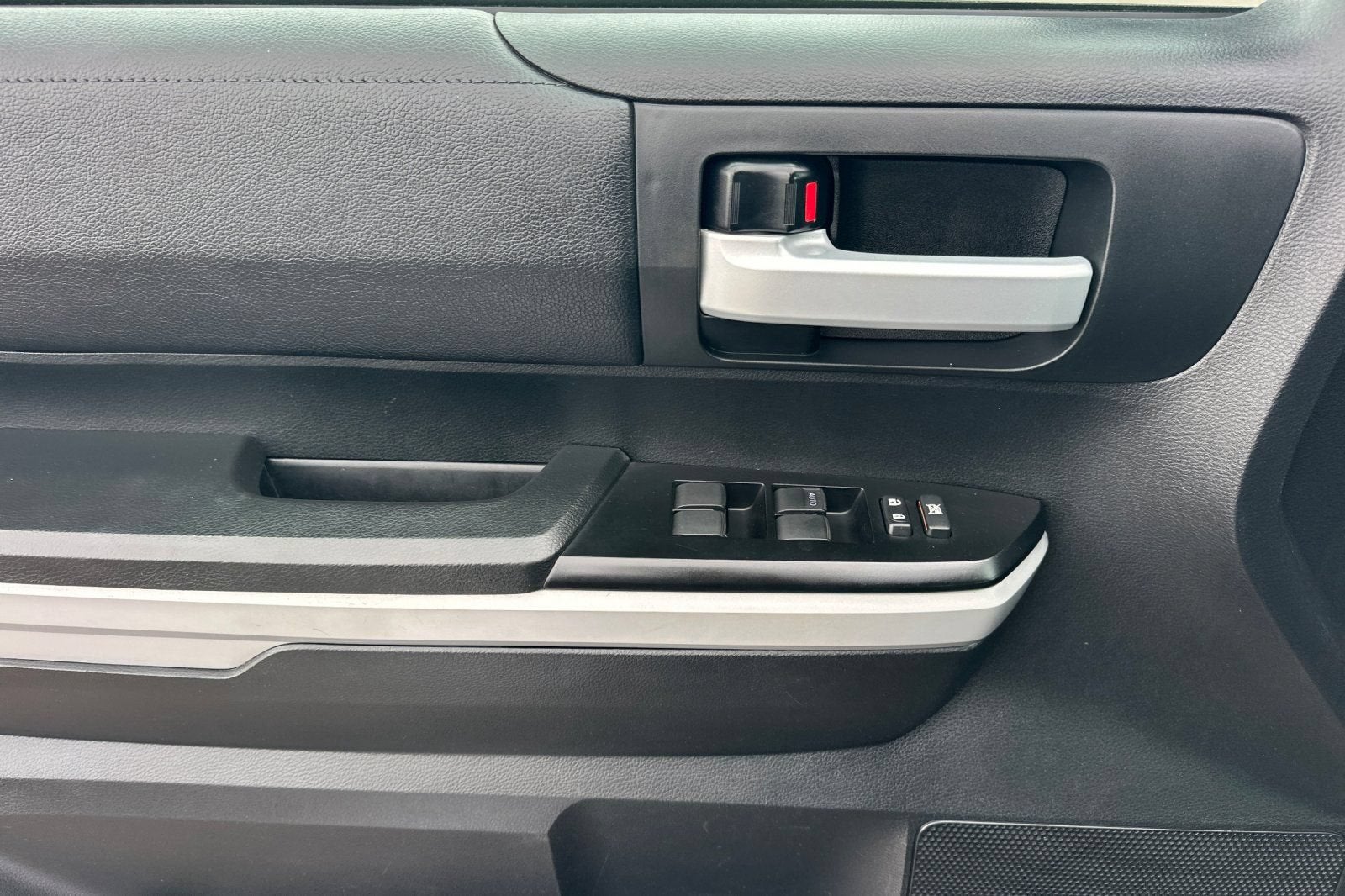 2021 Toyota Tundra 4WD SR5