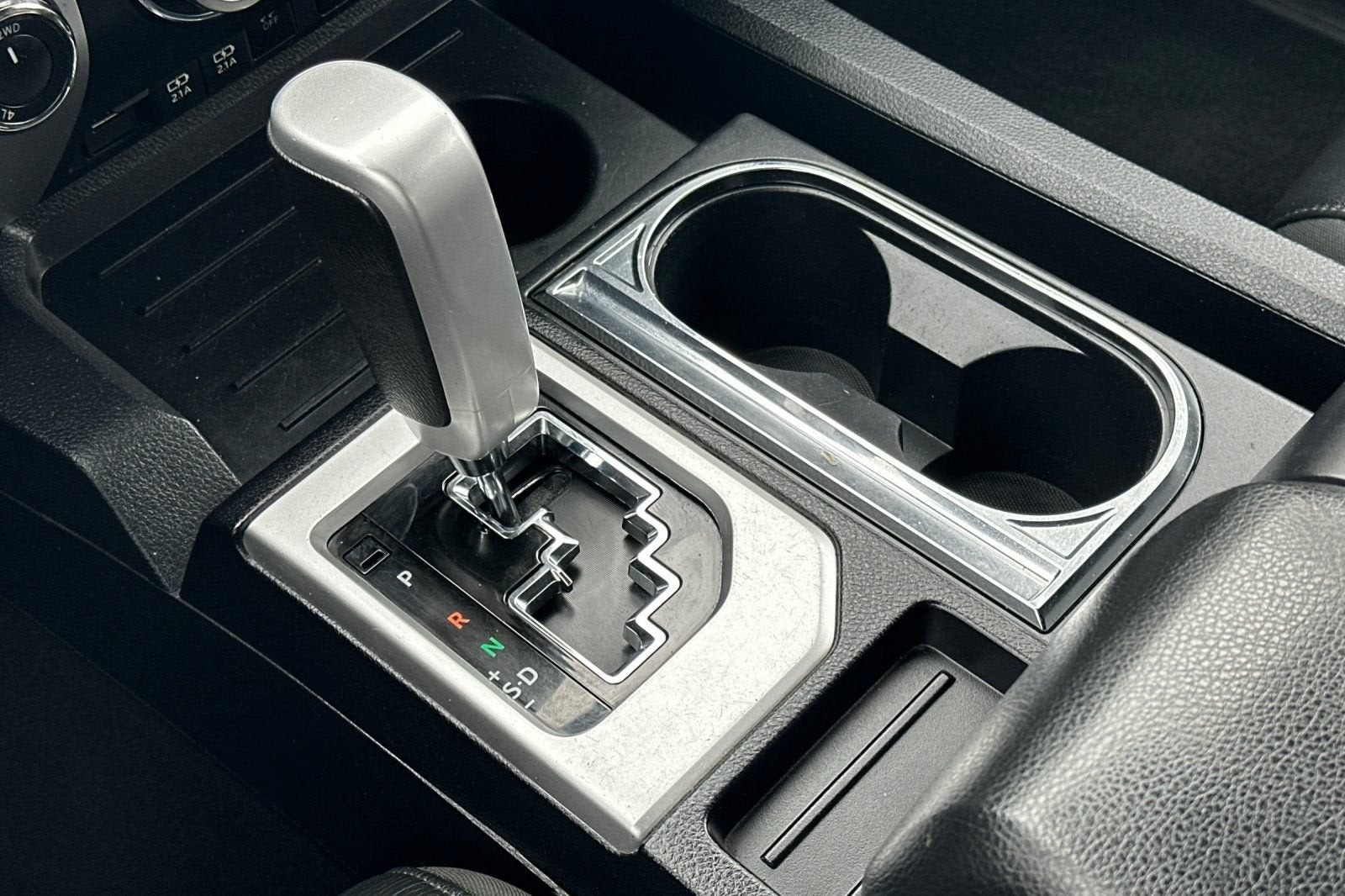 2021 Toyota Tundra 4WD SR5