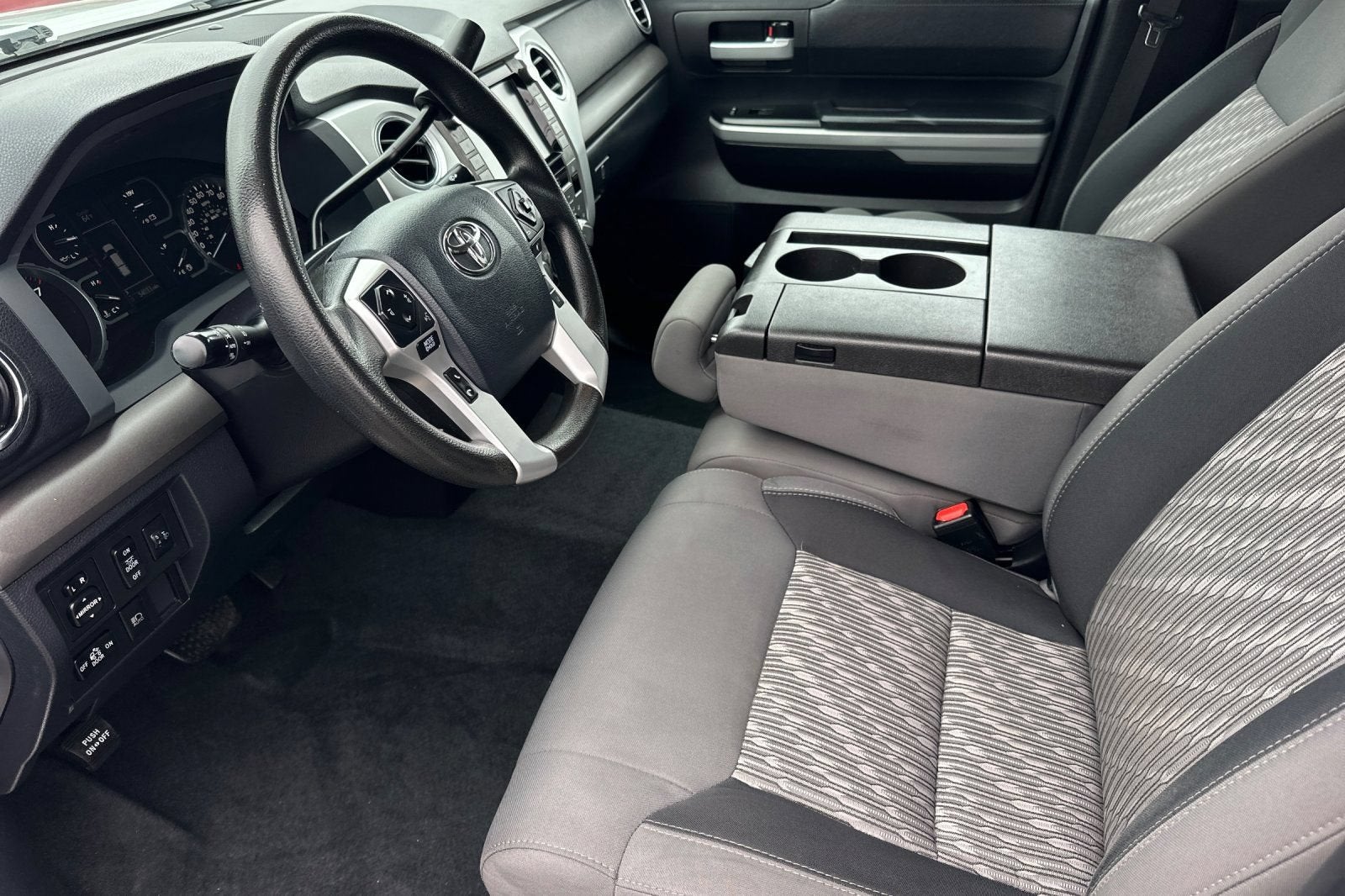 2020 Toyota Tundra 4WD SR