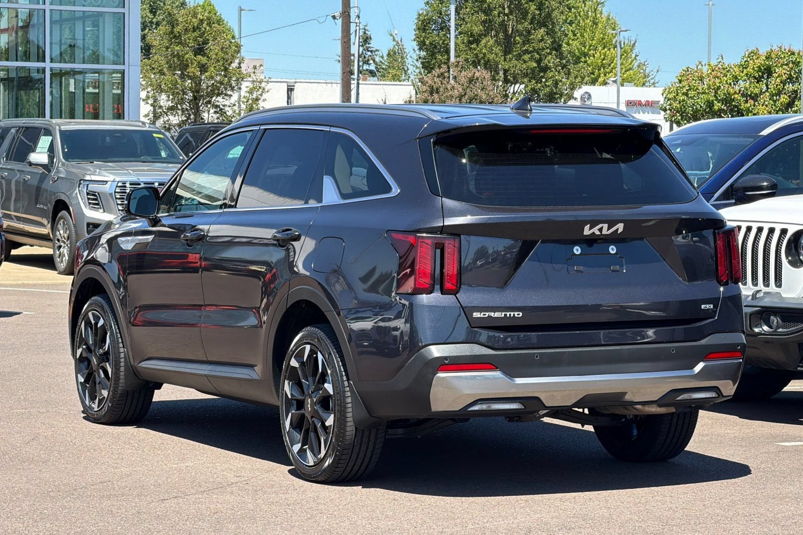 2025 Kia Sorento X-Line EX