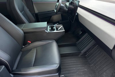 2025 Tesla Cybertruck 4DR AWD