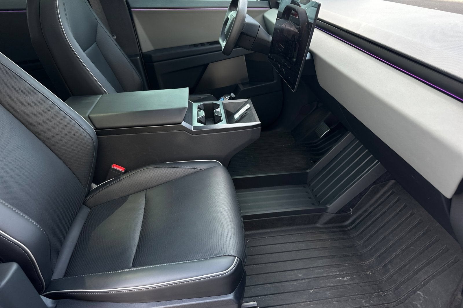 2025 Tesla Cybertruck 4DR AWD