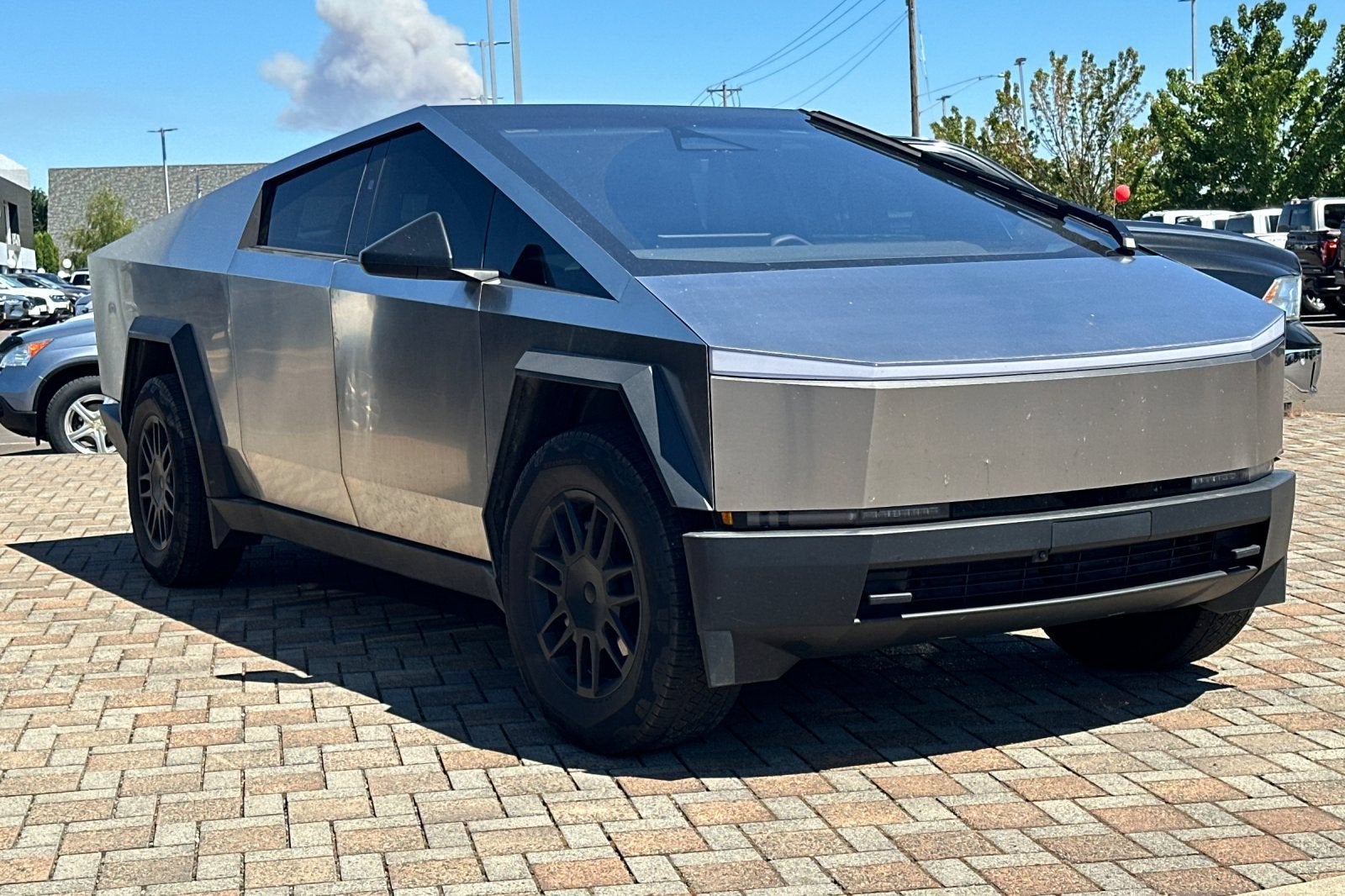 2025 Tesla Cybertruck 4DR AWD