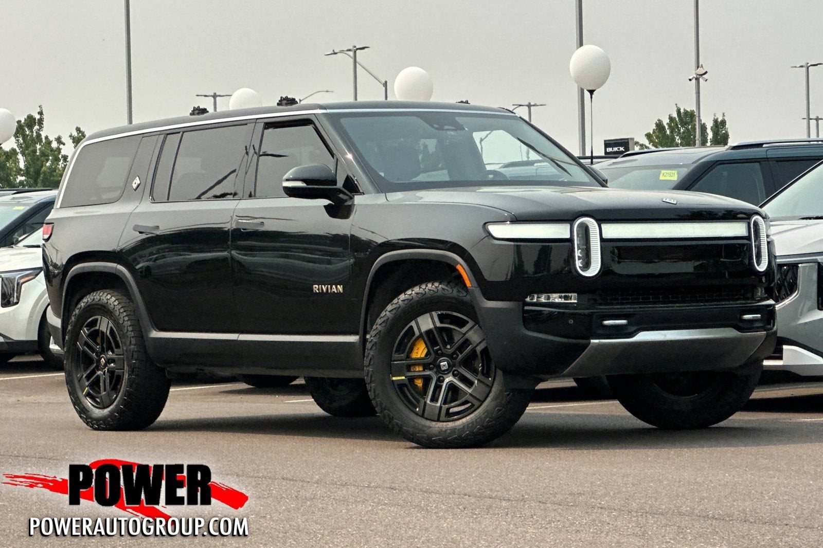 2023 RIVIAN R1S Adventure