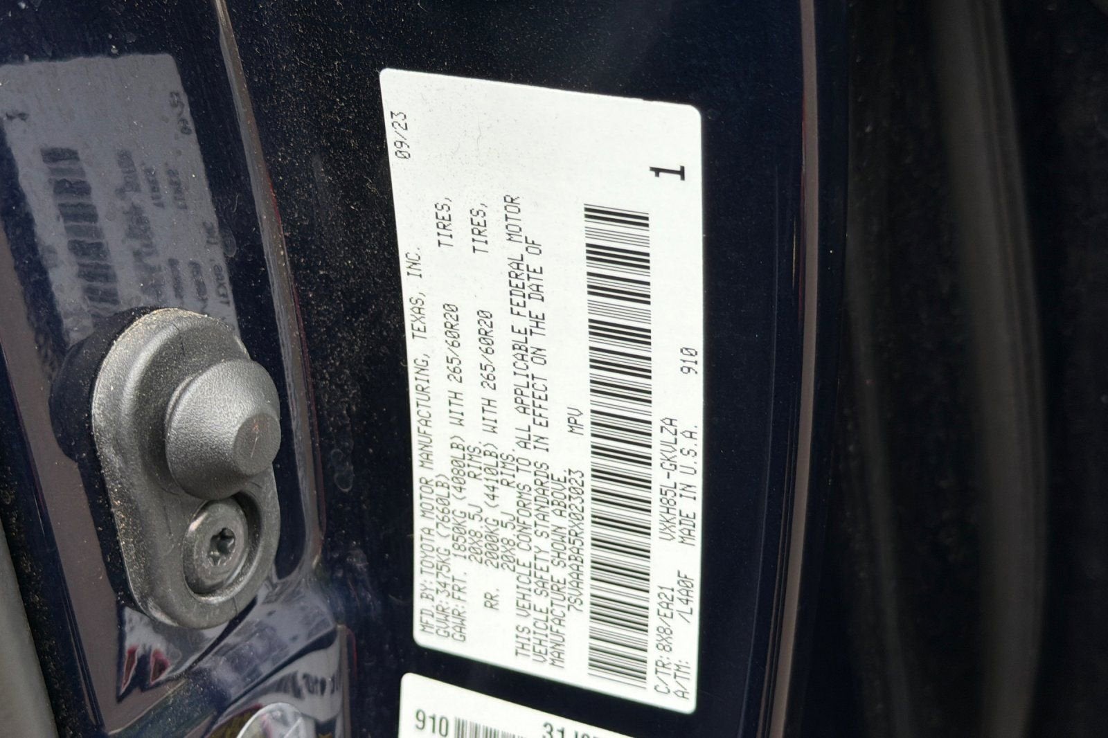 2024 Toyota Sequoia SR5
