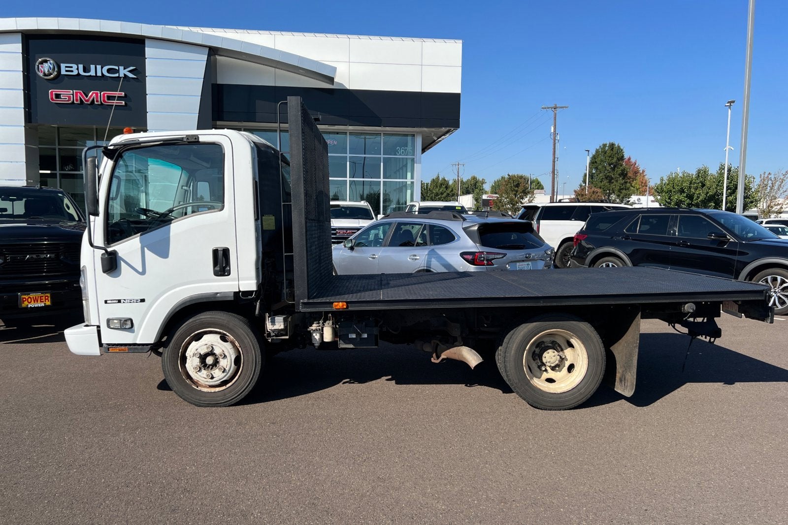 2009 Isuzu NPR HD DSL REG MT/NPR HD WHITE CAB IBT PWL