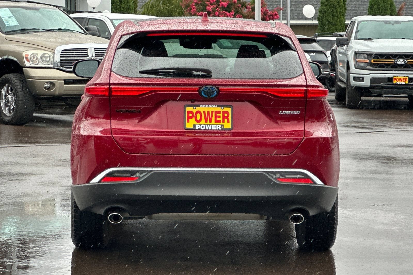2023 Toyota Venza LE