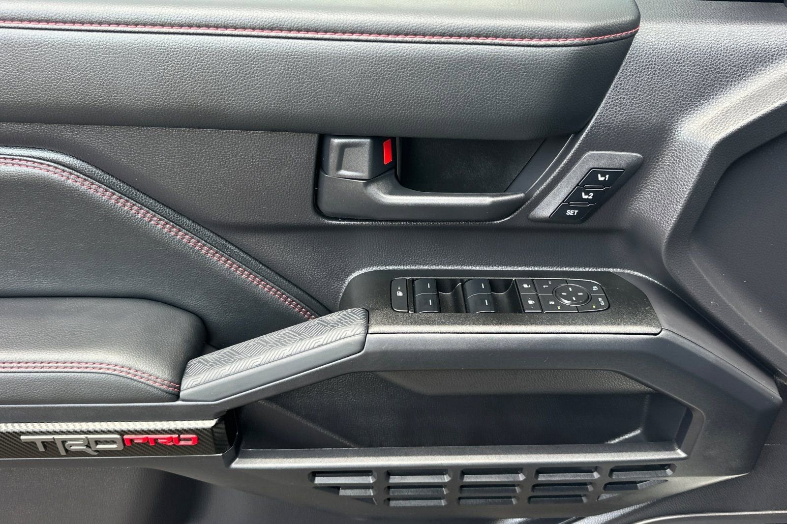 2025 Toyota 4Runner Hybrid TRD Off Road