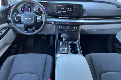 2022 Kia Carnival LX