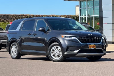 2022 Kia Carnival LX