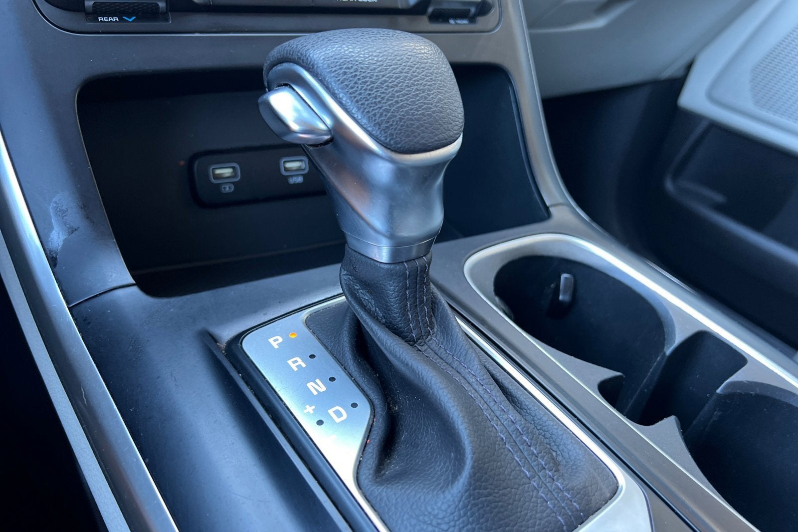 2022 Kia Carnival LX