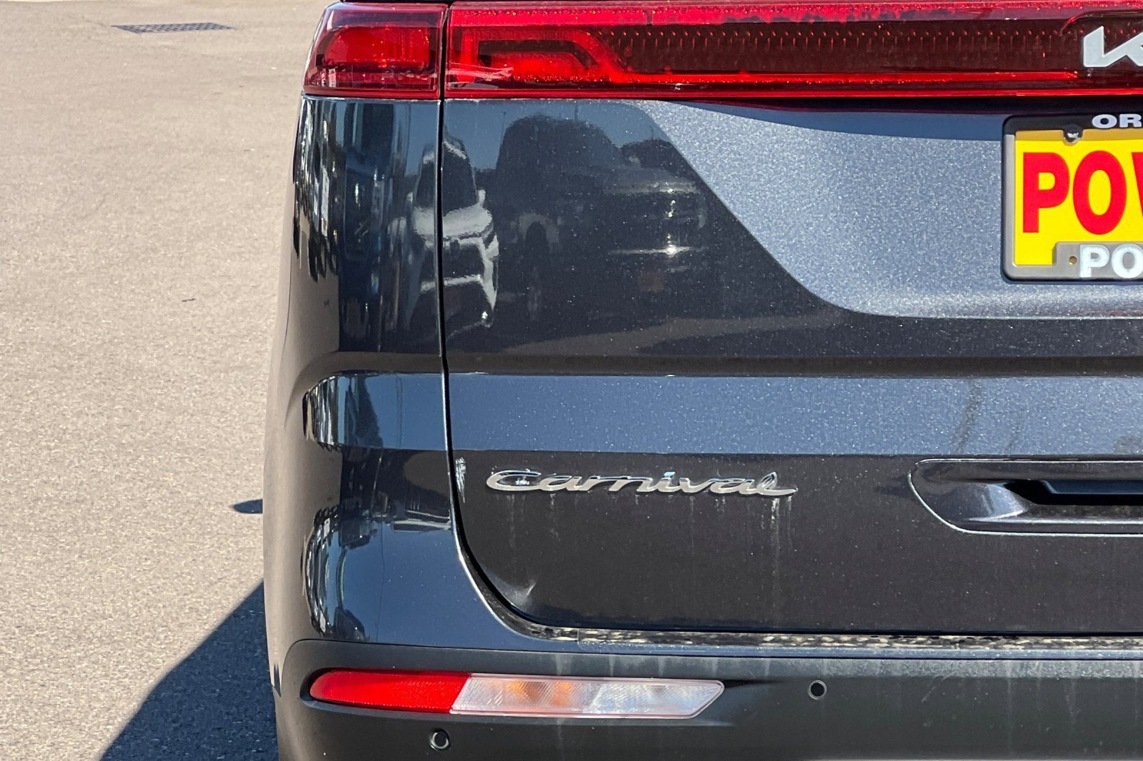 2022 Kia Carnival LX
