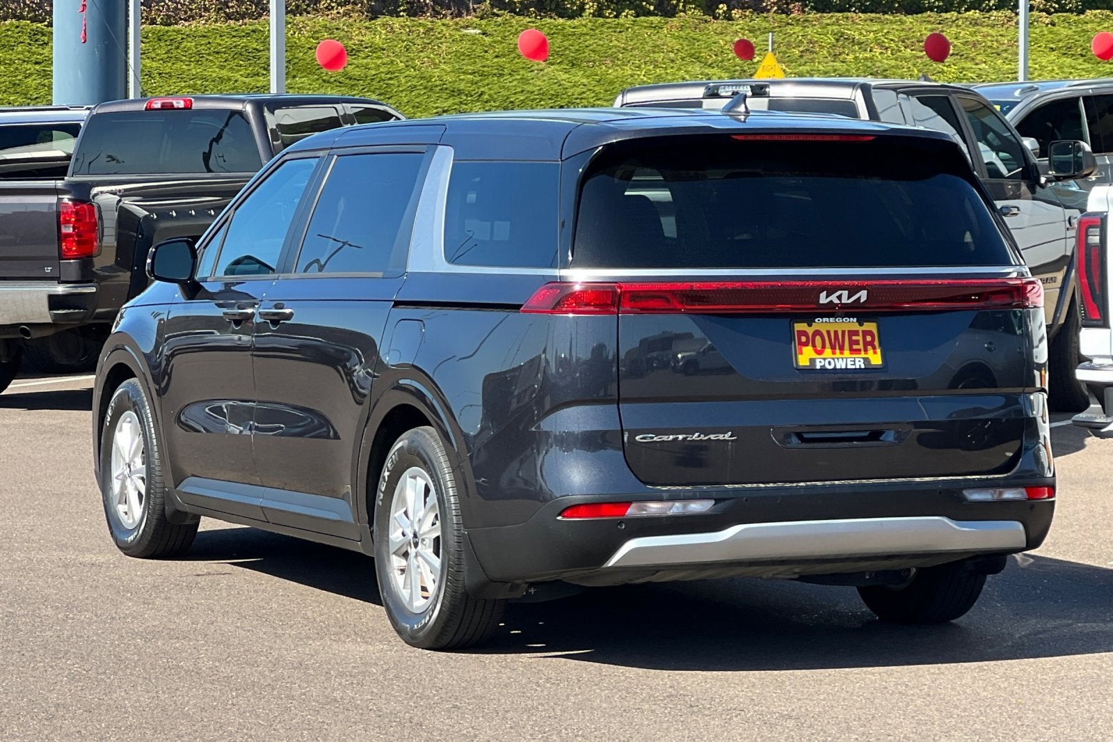 2022 Kia Carnival LX