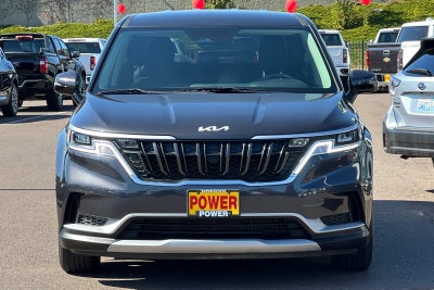 2022 Kia Carnival LX