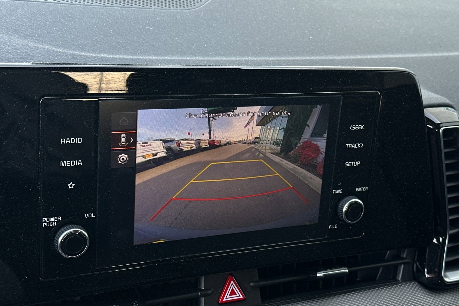 2023 Kia Sportage Hybrid LX