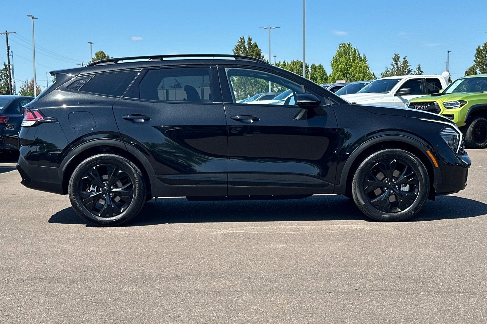 2025 Kia Sportage Plug-In Hybrid X-Line