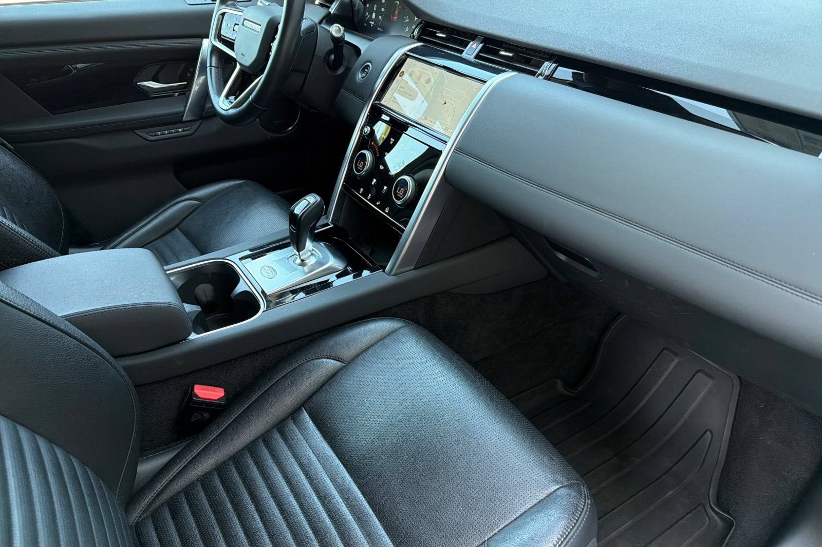 2022 Land Rover Discovery Sport SE