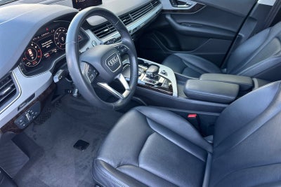 2019 Audi Q7 Premium Plus