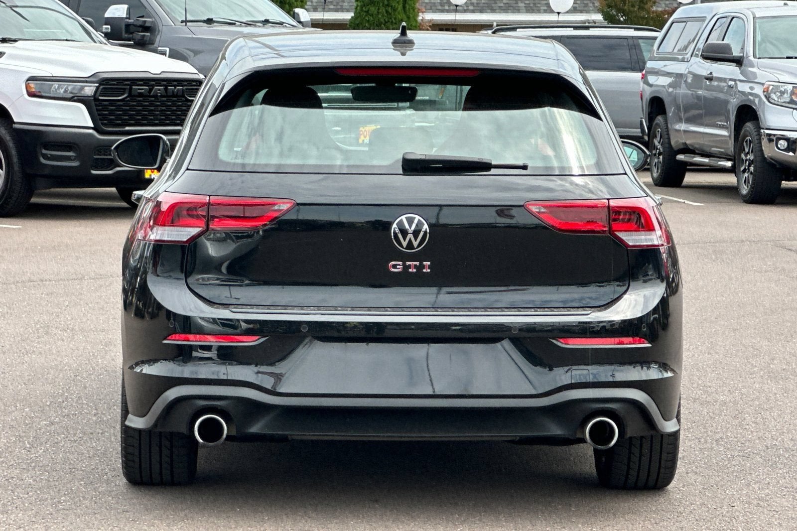 2024 Volkswagen Golf GTI SE