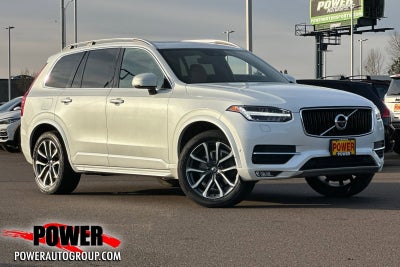 2017 Volvo XC90 Momentum
