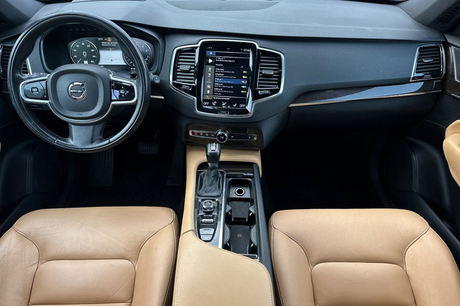 2017 Volvo XC90 Momentum